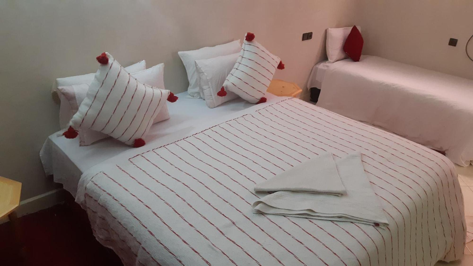 Hotel Restaurant Dar Al Madina Tinghir Ngoại thất bức ảnh