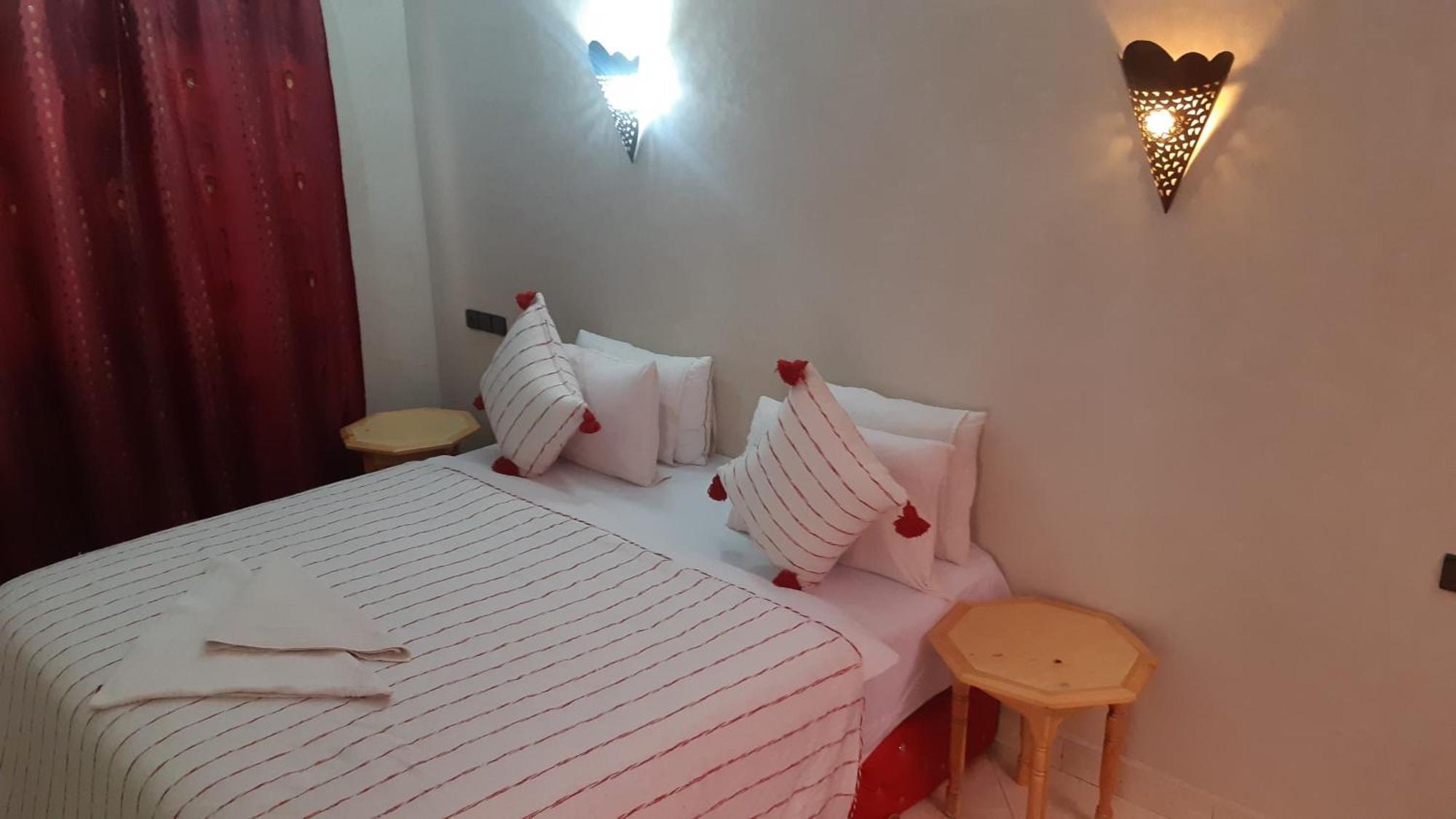 Hotel Restaurant Dar Al Madina Tinghir Ngoại thất bức ảnh